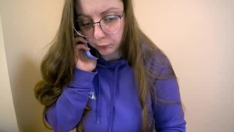 Snapshot of _annabelle_lee chatting on 02-07-25, 08:01 Anna online show from 02-07-25, 08:01