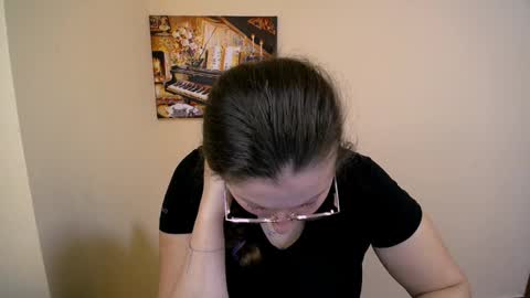 Snapshot of _annabelle_lee chatting on 02-20-25, 07:45 Anna online show from 02-20-25, 07:45