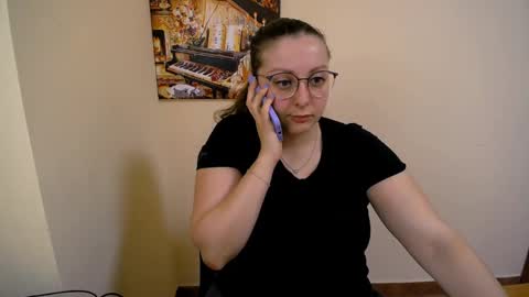 Snapshot of _annabelle_lee chatting on 02-20-25, 01:51 Anna online show from 02-20-25, 01:51