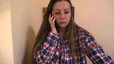 Snapshot of _annabelle_lee chatting on 09-29-25, 07:02 Anna online show from 09-29-25, 07:02