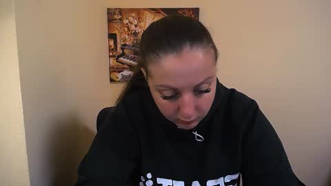 Snapshot of _annabelle_lee chatting on 10-06-25, 06:11 Anna online show from 10-06-25, 06:11