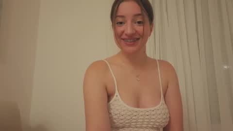 Snapshot of _annieone chatting on 10-13-25, 06:08 Anna online show from 10-13-25, 06:08