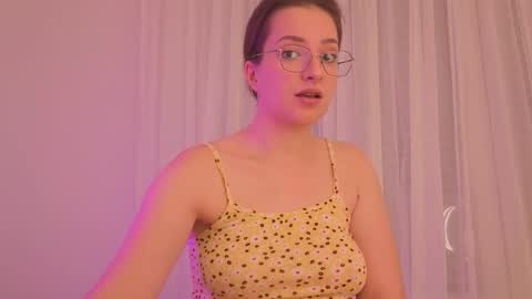 Snapshot of _annieone chatting on 12-02-25, 09:32 Anna online show from 12-02-25, 09:32