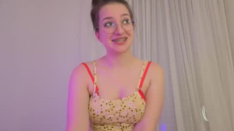 Snapshot of _annieone chatting on 12-03-25, 09:24 Anna online show from 12-03-25, 09:24