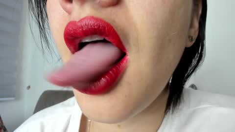 antonia online show from 12-24-24, 10:22