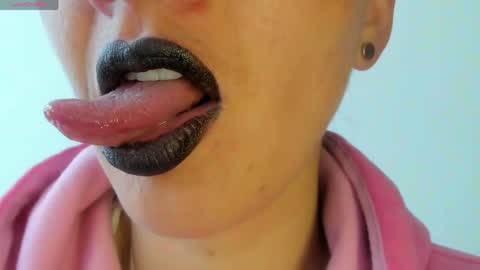 antonia online show from 04-23-26, 02:30