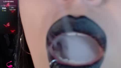 Snapshot of _any_ducan_ chatting on 02-11-26, 02:16 Angie online show from 02-11-26, 02:16