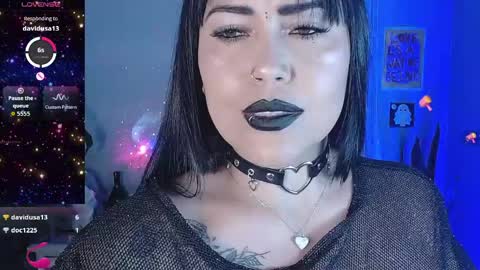 Snapshot of _any_ducan_ chatting on 06-05-26, 01:12 Angie online show from 06-05-26, 01:12