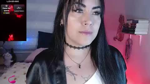 Snapshot of _any_ducan_ chatting on 07-14-26, 09:47 Angie online show from 07-14-26, 09:47
