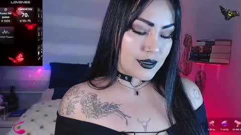 Snapshot of _any_ducan_ chatting on 07-19-26, 03:21 Angie online show from 07-19-26, 03:21