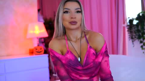 Arielle online show from 11-07-25, 10:26