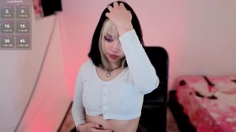 Aria online show from 11-30-25, 03:10