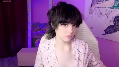 Snapshot of _arlie_ chatting on 07-27-26, 12:34 Alice online show from 07-27-26, 12:34