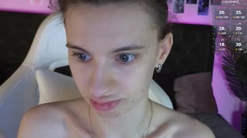 _ash_leyy_ online show from 01-13-26, 01:22