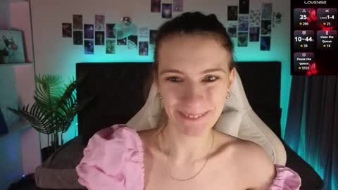 _ash_leyy_ online show from 02-18-26, 01:23
