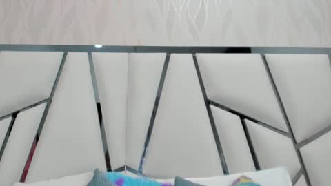 Aura online show from 02-11-26, 03:11