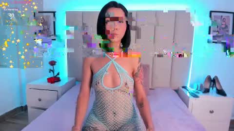 Snapshot of _aurora_collins_ chatting on 05-12-26, 11:57 _aurora_collins_ online show from 05-12-26, 11:57