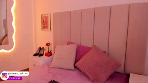 _aurora_collins_ online show from 07-24-26, 02:48