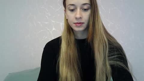 Snapshot of _aurora_sweet chatting on 10-03-25, 12:13 _aurora_sweet online show from 10-03-25, 12:13
