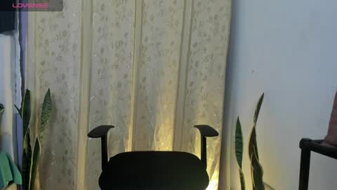 Axel online show from 06-05-26, 02:18