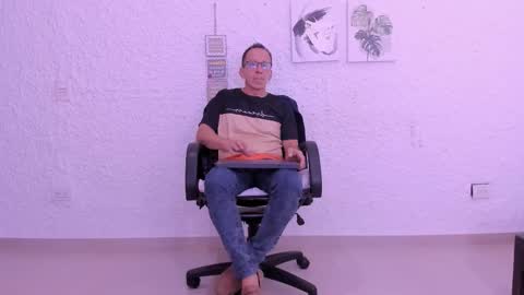 _axelking_ online show from 02-16-26, 11:39