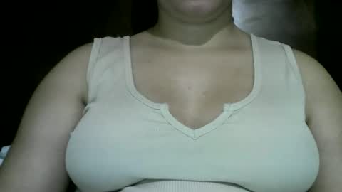 Snapshot of _babyhailey chatting on 08-03-26, 05:38 Hailey online show from 08-03-26, 05:38