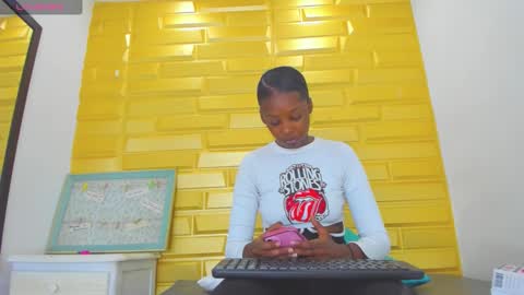 Snapshot of _becky__ chatting on 12-13-24, 06:49 Becky online show from 12-13-24, 06:49