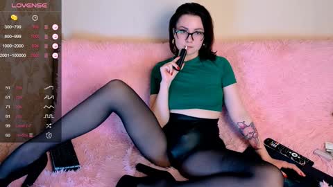 Bella online show from 12-11-24, 03:56