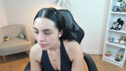 Bella Evans online show from 02-04-25, 08:24