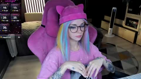 Olivia Subscribe to my Fansly -   online show from 07-13-26, 11:51