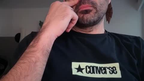 Snapshot of _blackeyedboy chatting on 03-19-26, 05:00 _blackeyedboy online show from 03-19-26, 05:00