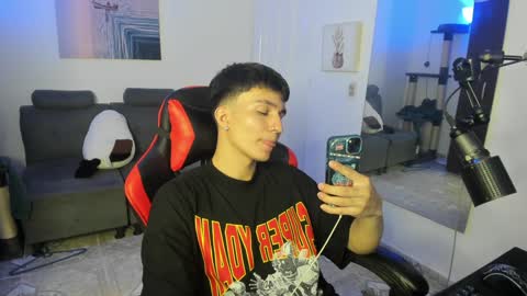 Snapshot of _blakee chatting on 01-09-25, 05:23 B L A K E online show from 01-09-25, 05:23