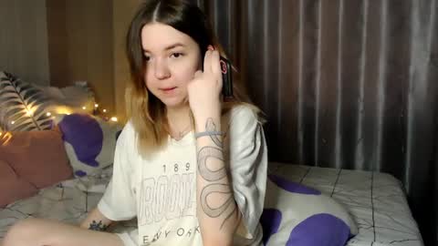 Elizabeth online show from 07-11-26, 01:03