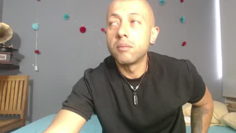 _bonnie__and_clyde online show from 05-29-26, 10:30