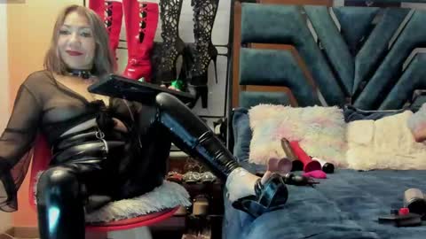 Snapshot of _brendamichel_ chatting on 03-04-25, 08:49 Brenda online show from 03-04-25, 08:49