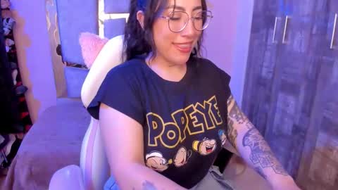 Snapshot of _briigite chatting on 11-23-25, 05:18 Angie Independent model online show from 11-23-25, 05:18