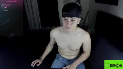 FELIPE CAMACHO    dont forget to support me with a little hand up online show from 10-02-25, 07:04