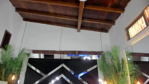 Candy online show from 11-22-25, 06:07