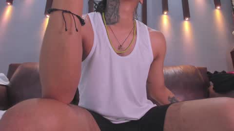 Shatta  Sara online show from 12-28-24, 01:17