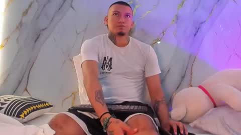 Snapshot of _cannabitch chatting on 06-14-26, 01:35 Shatta Sara online show from 06-14-26, 01:35
