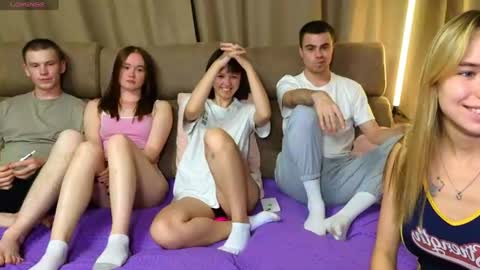 _capybara0_0 online show from 07-31-26, 07:57