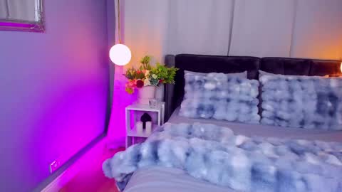 _carlawhite_ online show from 04-09-26, 03:39