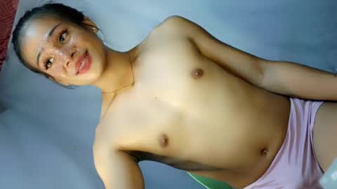 Kate flores online show from 07-21-26, 06:49
