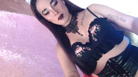 Caroline online show from 01-23-25, 08:36