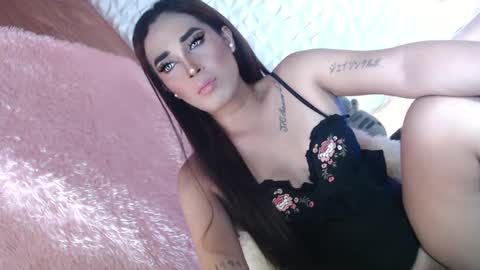 Caroline online show from 01-25-25, 06:34