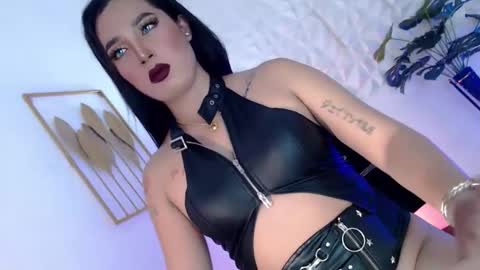 Caroline online show from 09-21-25, 06:48