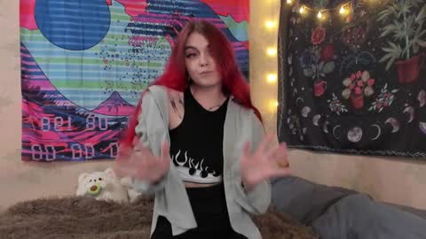 Snapshot of _caroline_coy chatting on 12-28-24, 11:52 Caroline online show from 12-28-24, 11:52