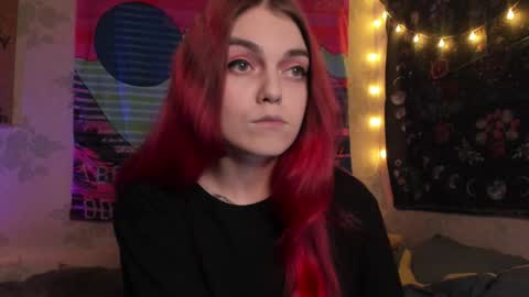 Snapshot of _caroline_coy chatting on 12-29-24, 01:28 Caroline online show from 12-29-24, 01:28