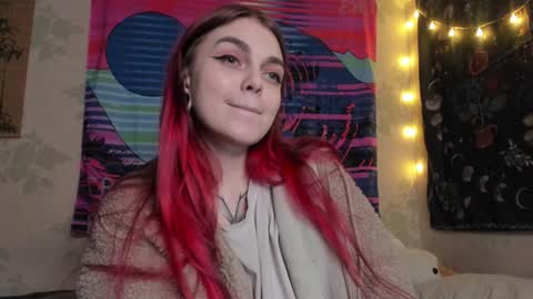 Snapshot of _caroline_coy chatting on 02-07-25, 07:59 Caroline online show from 02-07-25, 07:59