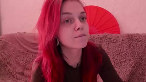 Caroline online show from 02-25-26, 12:04